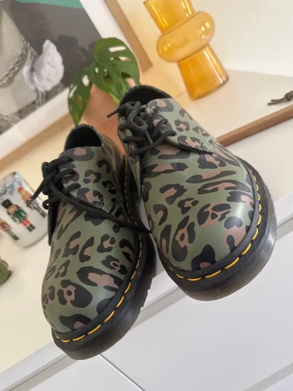 Dr. Martens