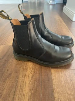 Dr. Martens