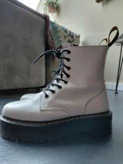 Dr Martens