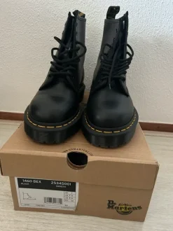 Dr. Martens 1460 Bex