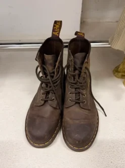 Dr. Martens 39 braun Leder