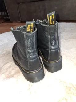 Dr martens sinclair 39