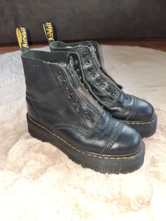 Dr martens sinclair 39