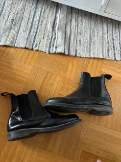 Dr. Martens Chelsea Boots schwarz glänzend
