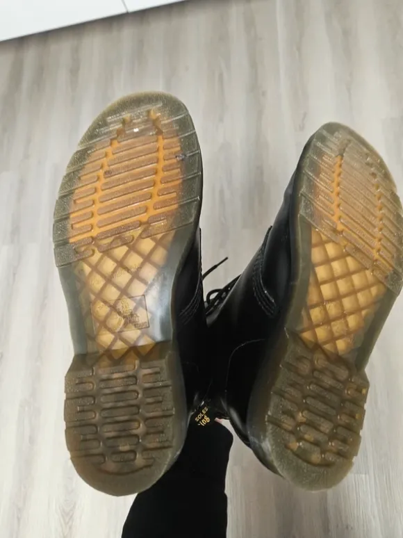 Dr. Martens Klassiker 1460 – Top Zustand – Made in Laos