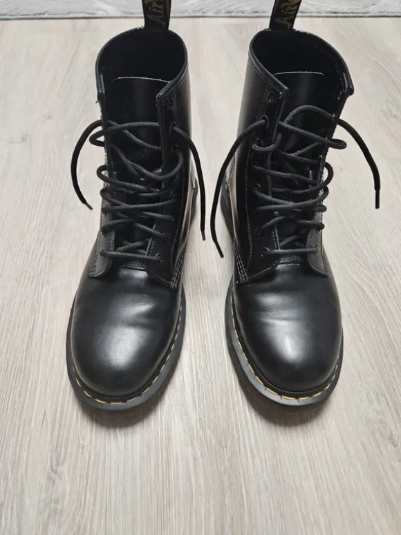 Dr. Martens Klassiker 1460 – Top Zustand – Made in Laos