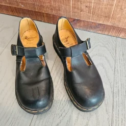 Dr martens maat 42