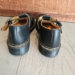 Dr martens maat 42