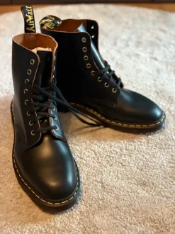 Dr. Martens Pascal 1460 - Neu & ungetrageb - Gr. 45