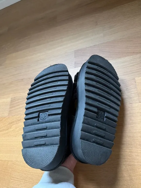 Dr. Martens Sandale schwarz, Gr. 41