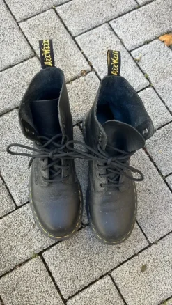 Dr. Martens schwarz Damen