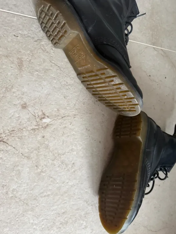 Dr martens schwarz matt