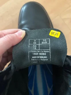 Dr. Martens Stiefel (43)