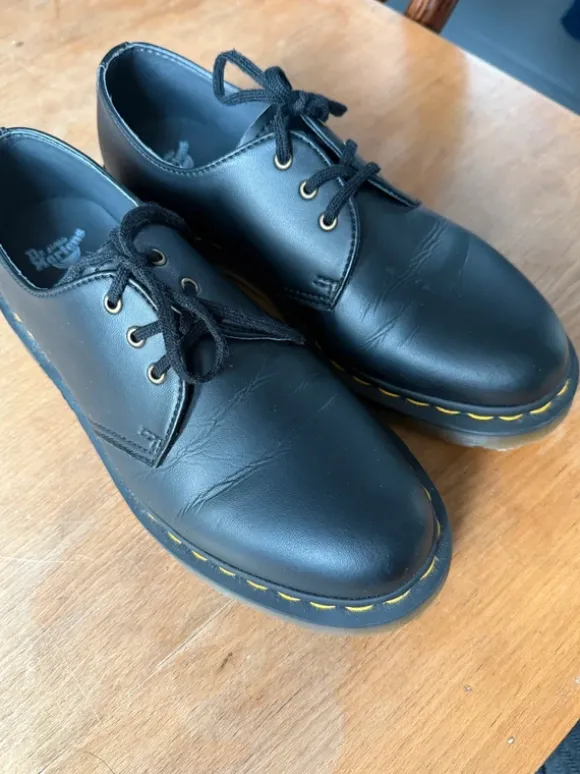 Dr. Martens vegan Gr. 39