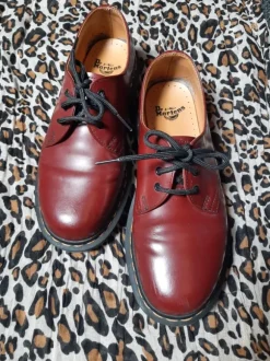 Dr.Martens, 3Loch, Bordeaux, Skingirl, Punk