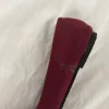 dunkelrote Ballerinas mit Schleife