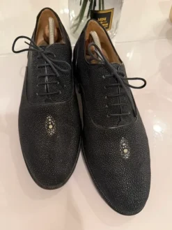 Echte Rochen Schnürschuh 43