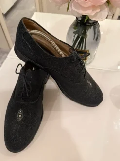 Echte Rochen Schnürschuh 43