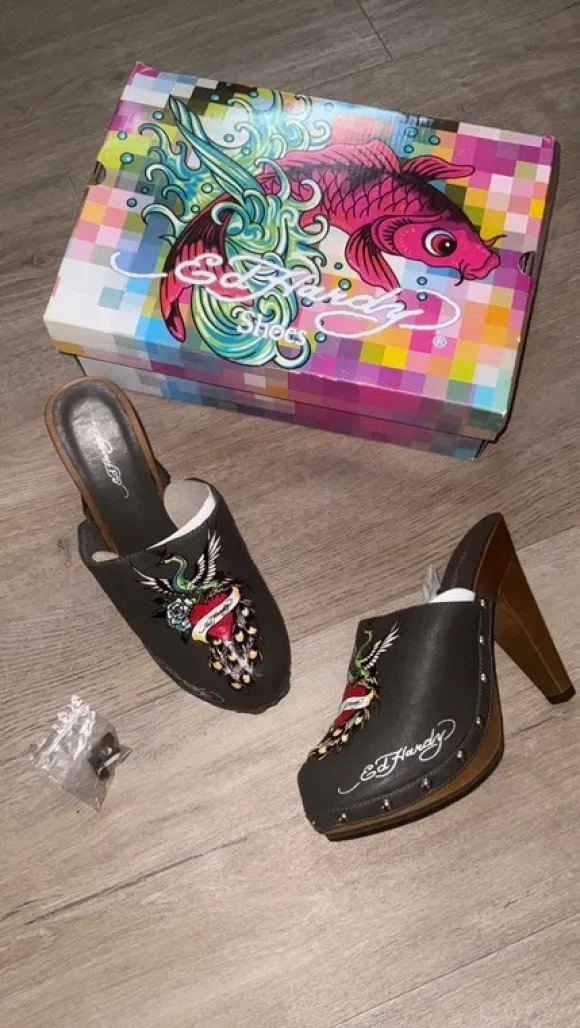 Ed Hardy heels Y2k Vintage