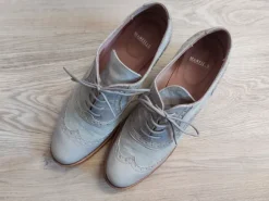 Edle Brogue-Schnürschuhe mit Absatz | Hellgrau / Blau | Vintage Look | Gr. 40