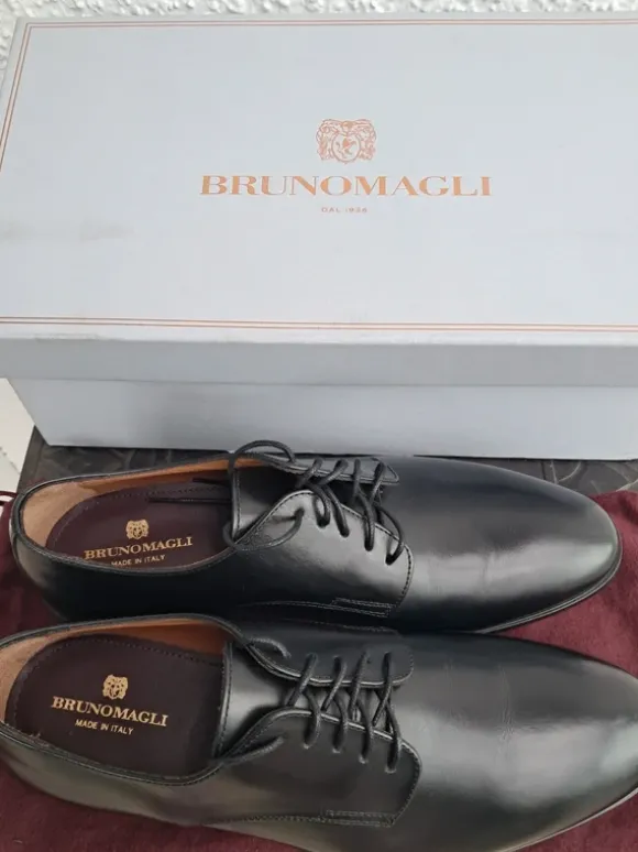 Elegante Anzug Schuhe von Bruno Magli Gr 9/ 42,5 schwarz Designer Leder besondere Anlässe