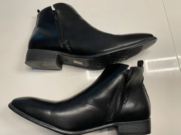 Elegante aussergewöhnliche Schuhe