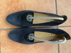 Elegante Brunate Velourslederslipper dunkelblau