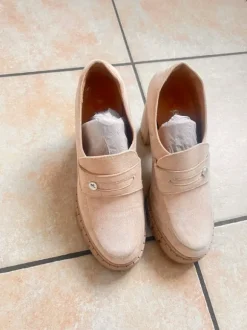 Elegante Halb Schuhe / Pumps in Beige