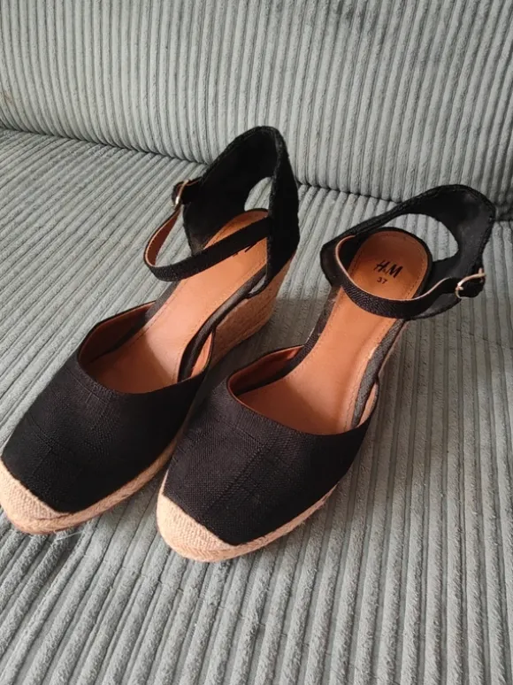 Elegante H&M Keilsandaletten / Espadrilles – Schwarz – Gr. 37