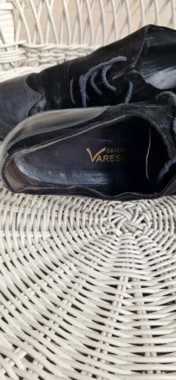 eleganter Brogues Lederschuh