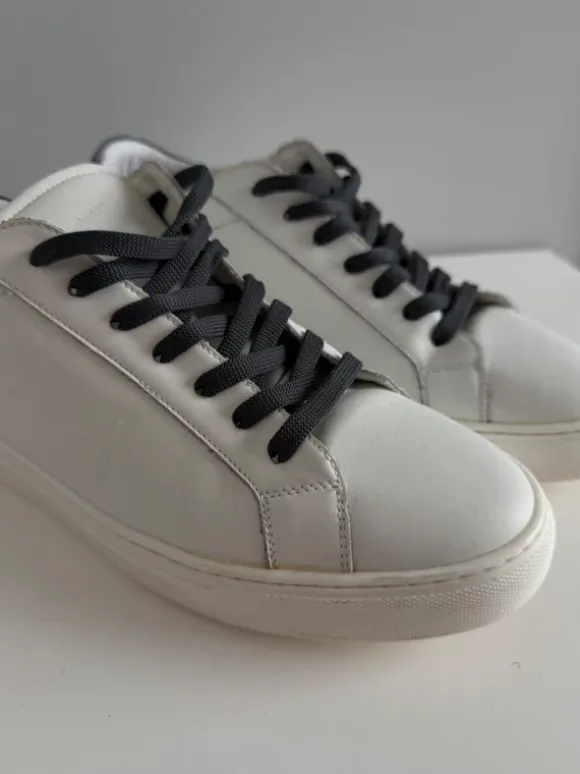 Emporio Armani Männer Schuhe