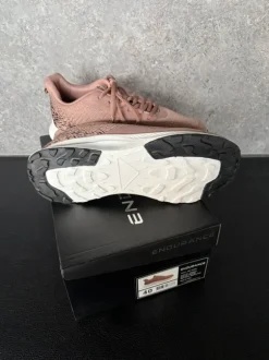 Endurance nieuwe leuke sneakers mt 40