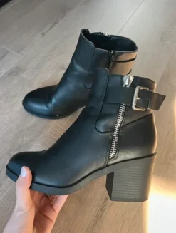 Enkellaarzen