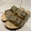 Ernstings/Gina aktuelle Sandalen Khaki Gr 40