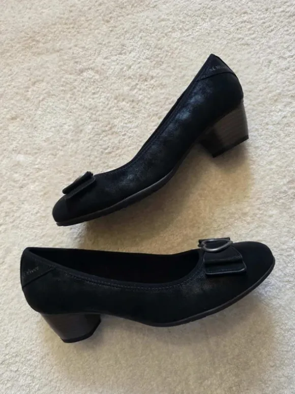 Escarpins a talons noires femme taille 40 s.Oliver