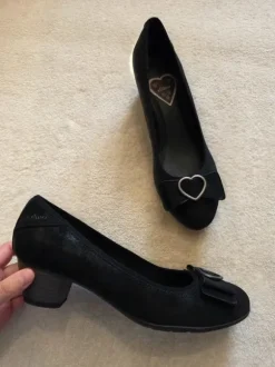 Escarpins a talons noires femme taille 40 s.Oliver