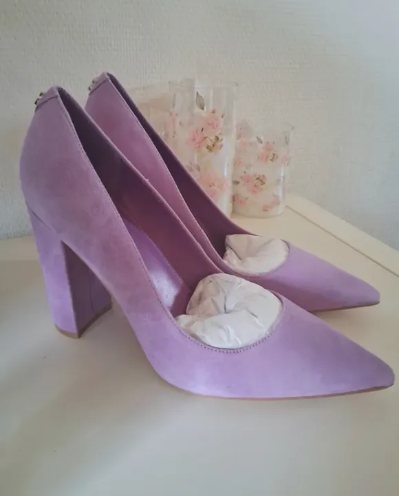 Escarpins Guess Abagail violets/lilas – Neufs – Taille 40