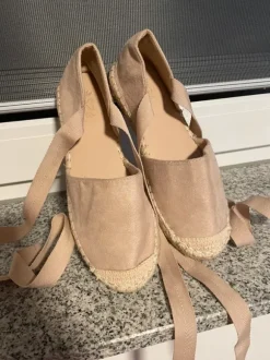 Espadrilles