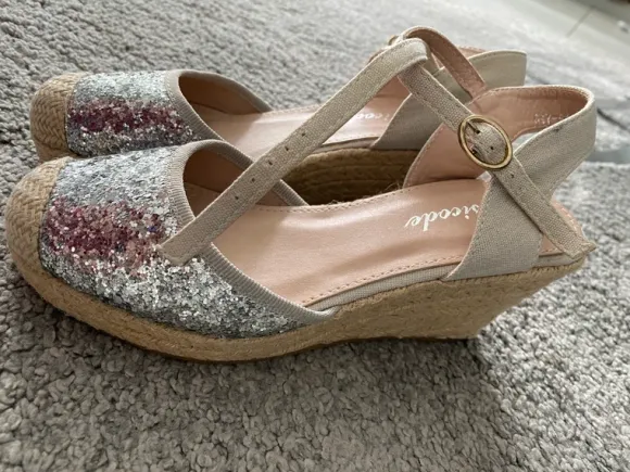 Espandrilles mit Absatz ca 5-6 cm beige Glitzer
