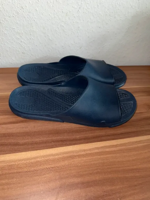 Fashy Badeschuhe / Pantoletten Gr. 43 dunkelblau