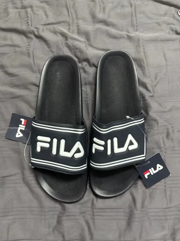 FILA Badeschlappen / Slides