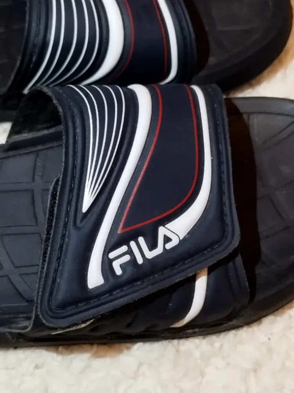 Fila Badeschuhe 41 neuwertig