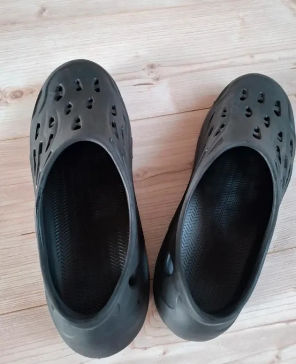 Fila Foam Clogs/Badeschuhe Gr.44