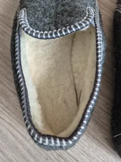 Filz Pantoffeln neu Größe 42