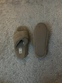 Flauschige Hausschuhe | Faux Fur Slippers | Cozy