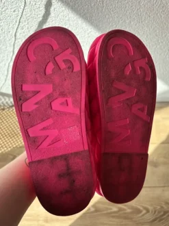 Fluo pink plateau slippers