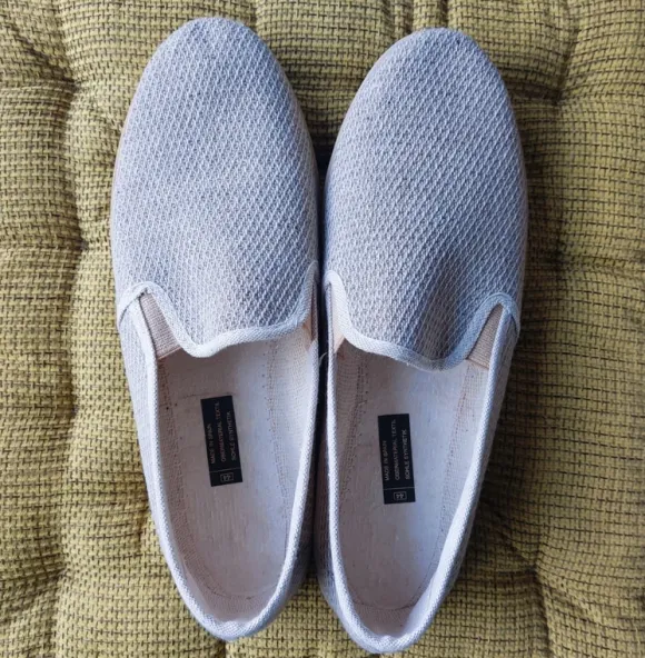 💚Freizeitschuhe, beige, Größe 44💚