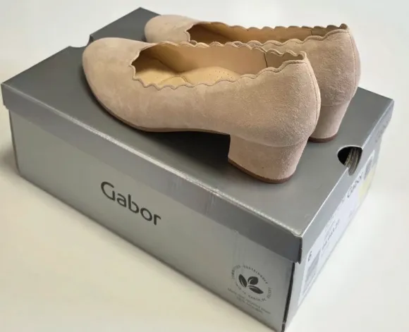 Gabor Pumps Gr 37 Neu mit Karton und Beleg