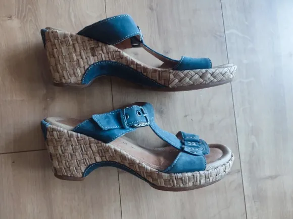 Gabor Sandalen Gr. 5 ( 38 ) blau mit Keilabsatz