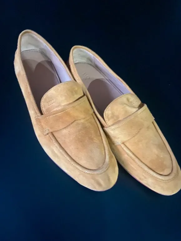 gelber Wildleder-Loafer der Marke Hugo Boss Gr42